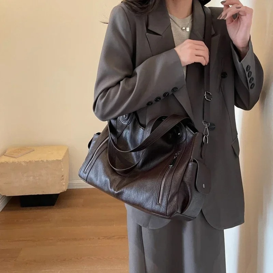 OLIVIA | Timeless Shoulder Bag