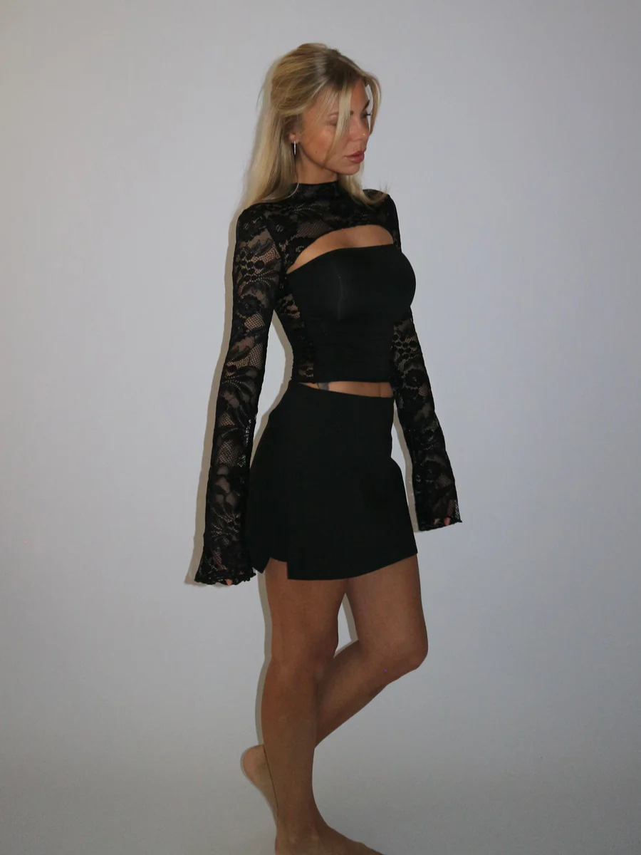 OLIVIA | Lace Top